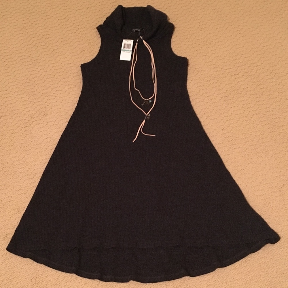 Macy’s (Pink & Violet) Dress With Necklace